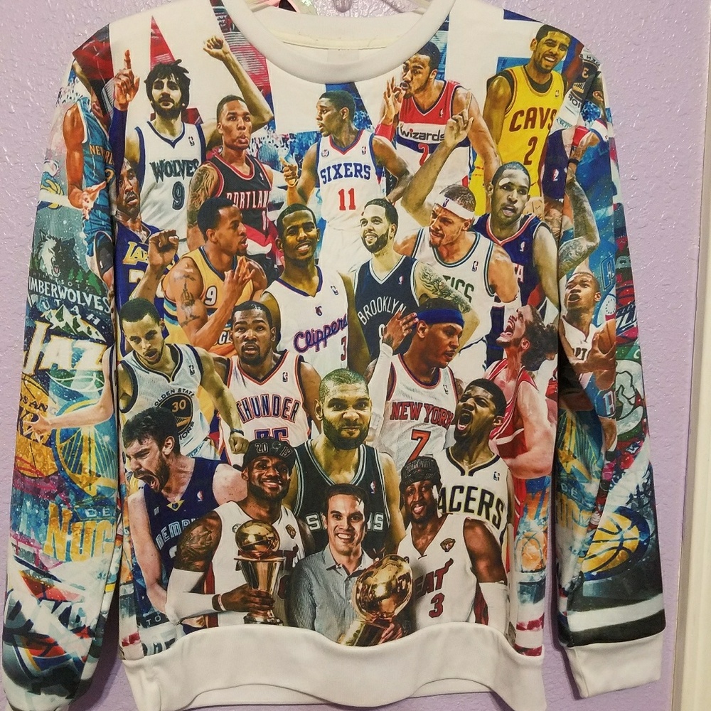 Basketball print light sweatshirt